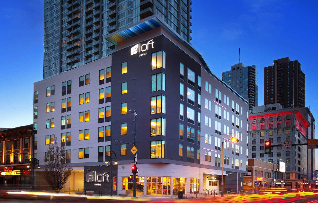 Aloft Denver Downtown Exterior photo